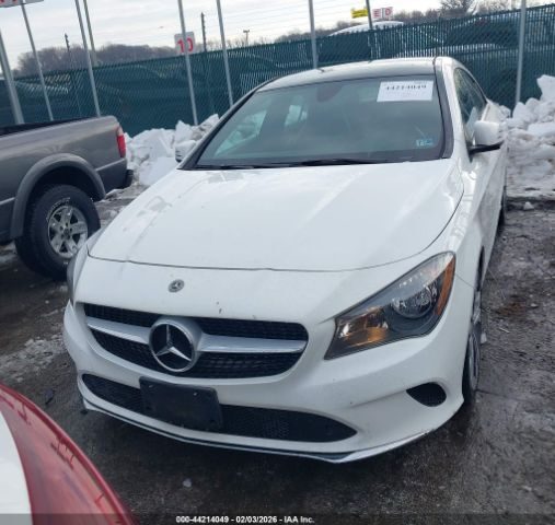 44214049_13_I Mercedes-Benz CLA 250 / 2.0 / 2018 - obrazek 1
