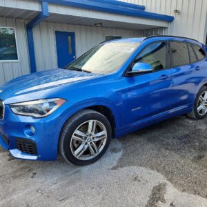 bmw x1 niebieskie